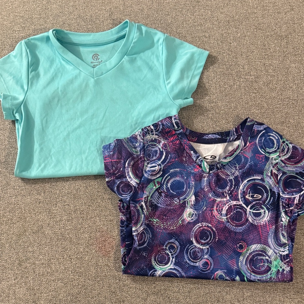 5/$15- Colorful V-Neck T-Shirts Set